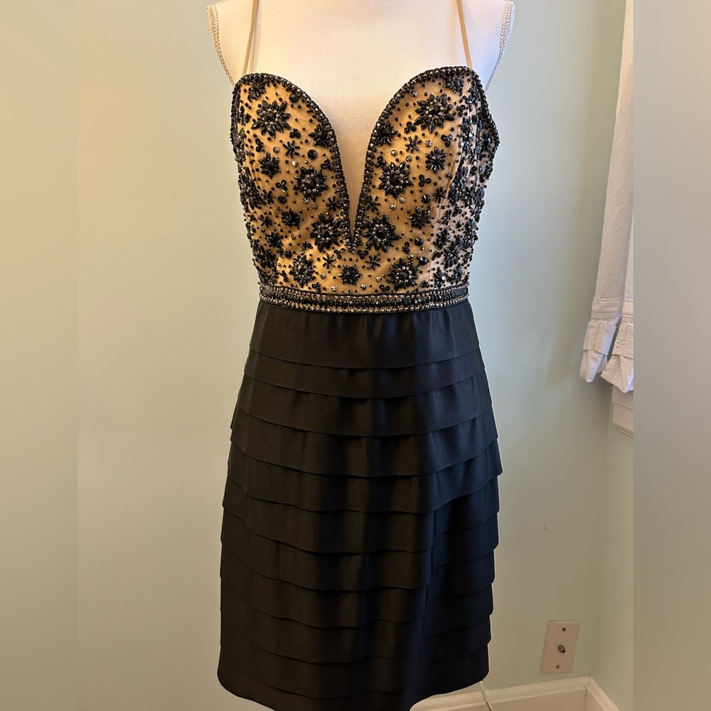 Vienna Prom Special Occasion Dress NWT